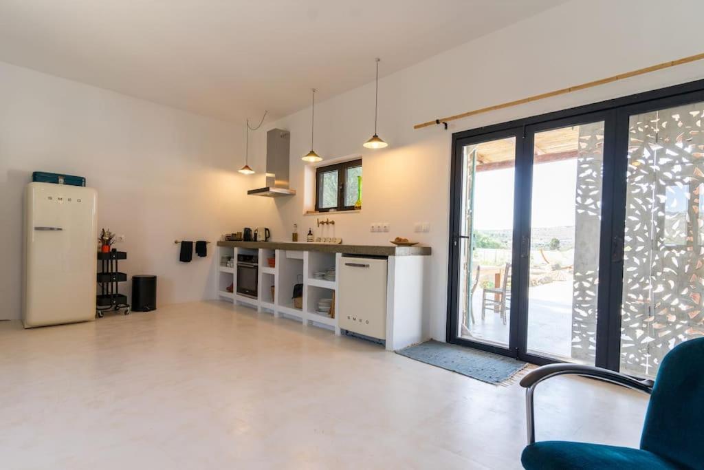 Villa Louloudia Stylish Luxury Villa With Private Pool Picídia Kültér fotó